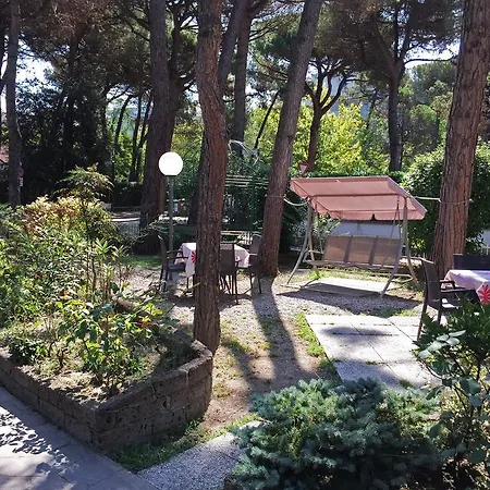 Promenade Simple Con Piscina ميلانو ماريتيما
