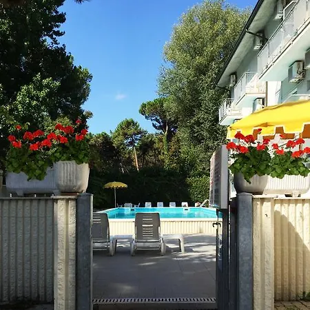 Promenade Simple Hotel 3*
